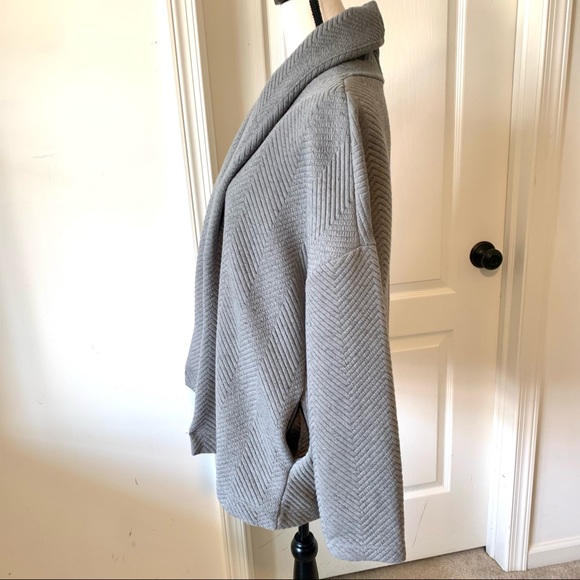 FABLETICS Vanessa Quilted Chevron Shawl Collar Open Cardigan—SZ. XS - Picture 7 of 16
